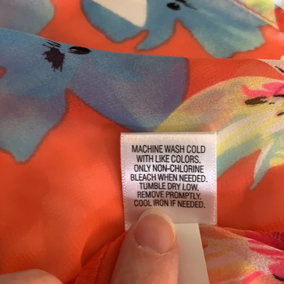 Floral Candie's High Low Sleeveless Blouse NWOT XL - Picture 8 of 8